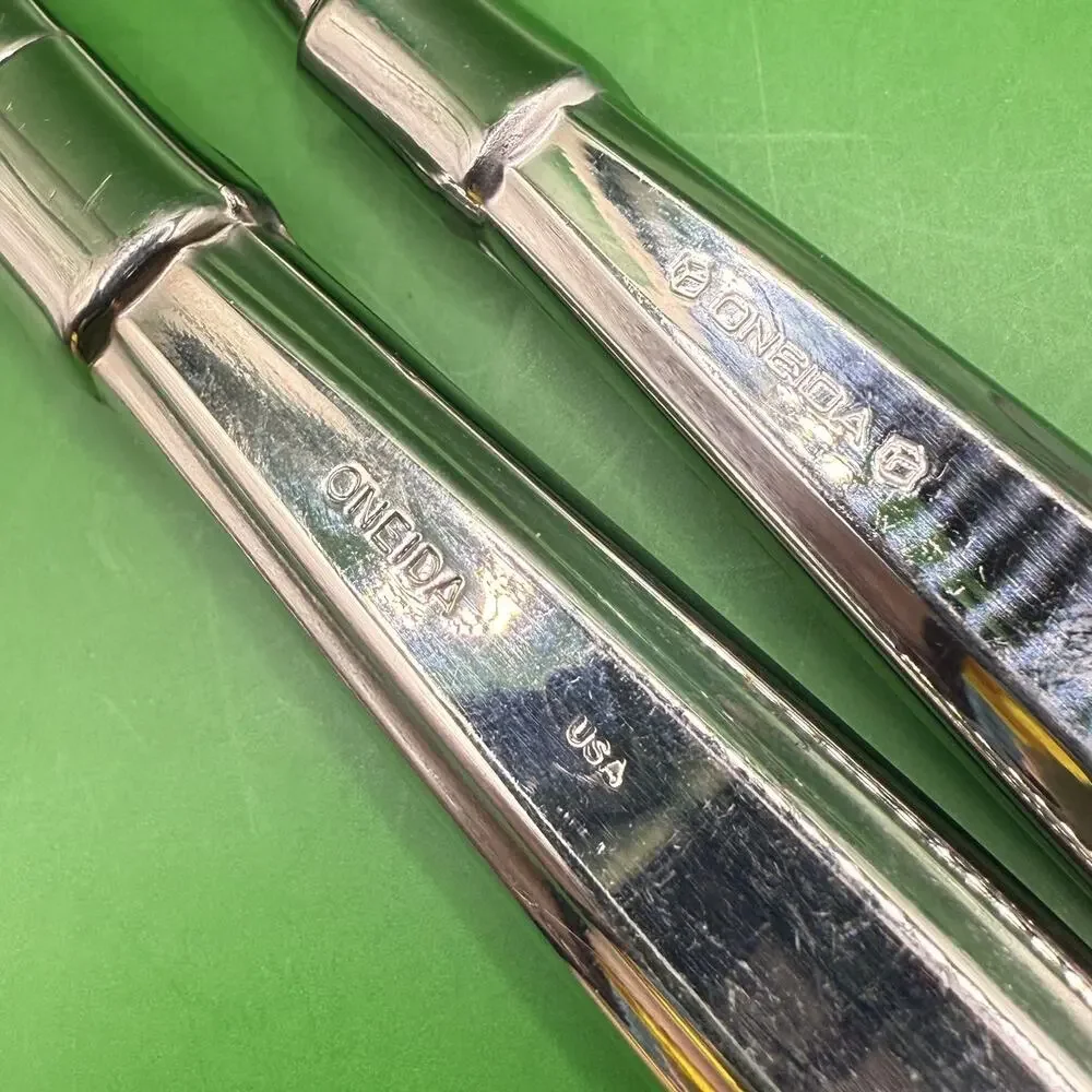 Oneida act stainless